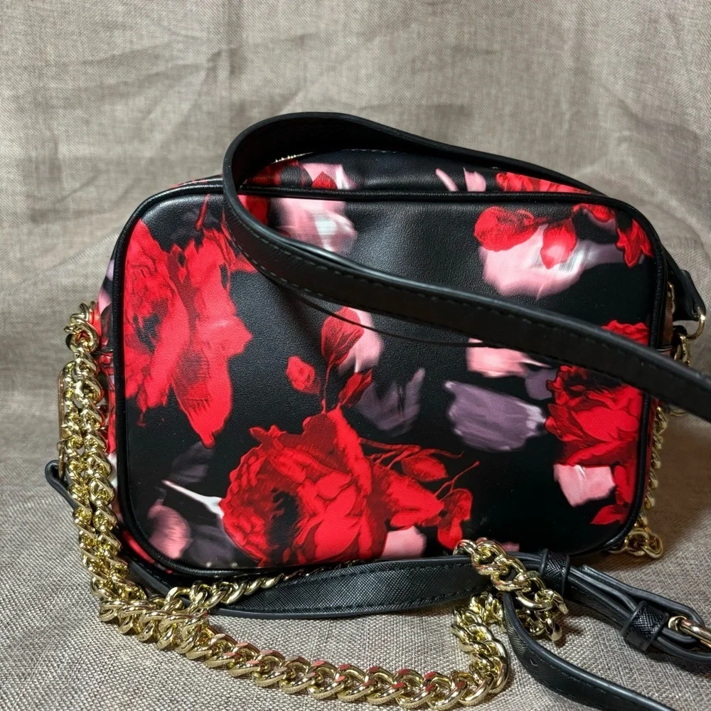Victoria’s Secret Floral Roses Crossbody 2019 Holiday